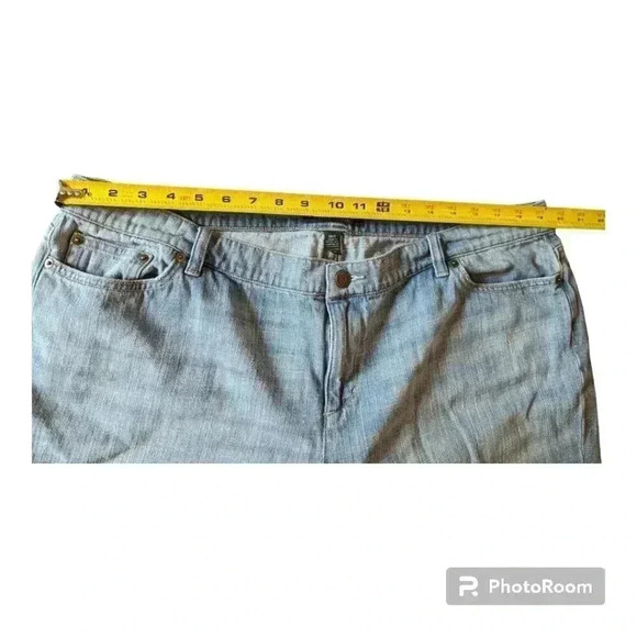 LRL Lauren Jeans Co. Women's Light Wash Cropped Boyfriend Fit Jeans, Size 16W - Picture 9 of 11